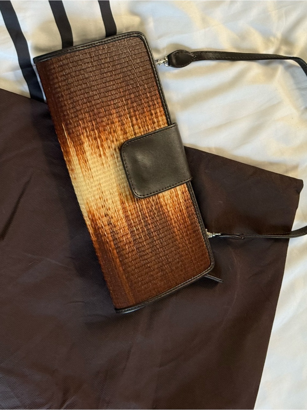 Brown Gradient Textured Wristlet Clutch